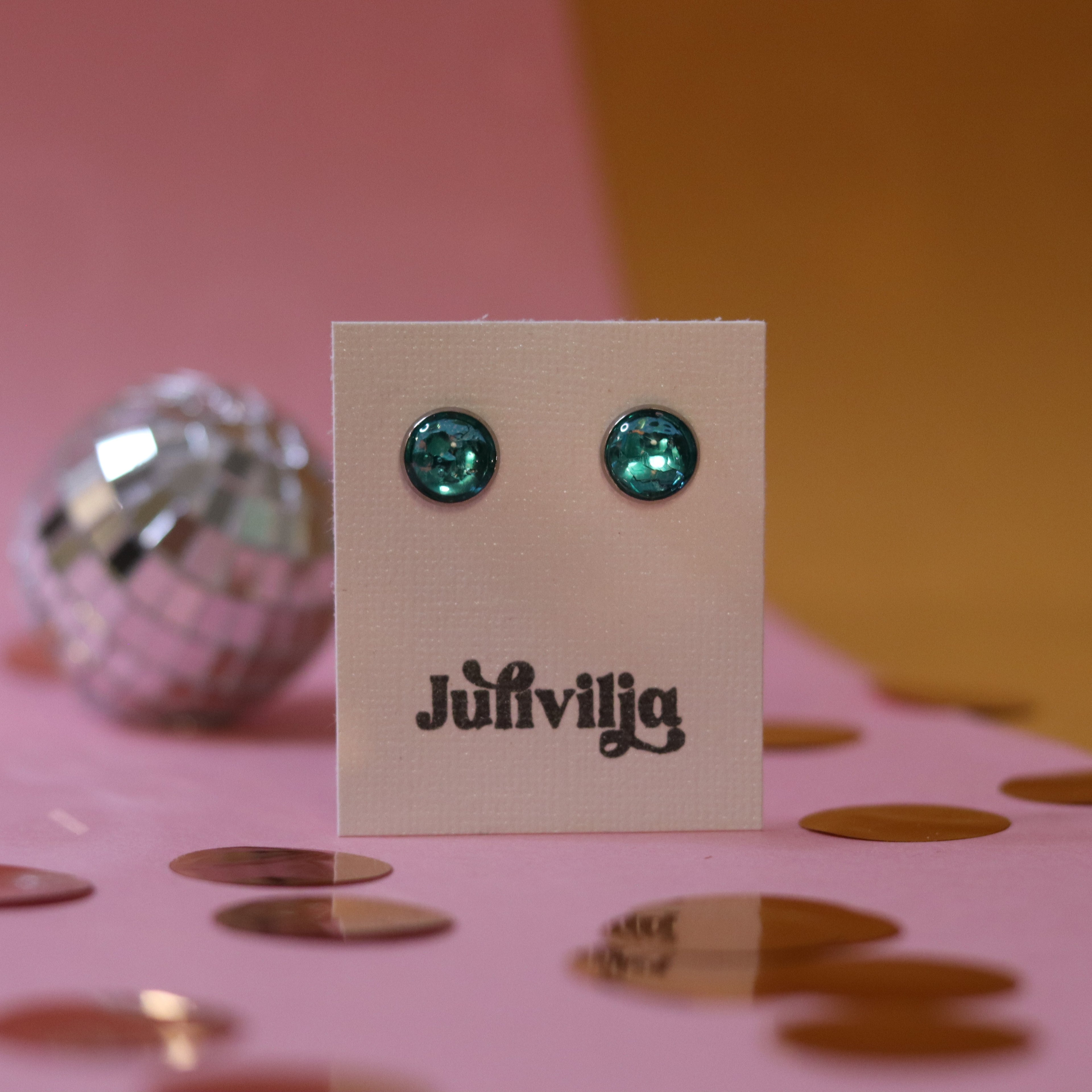 Minisäihke Nappikorvakorut