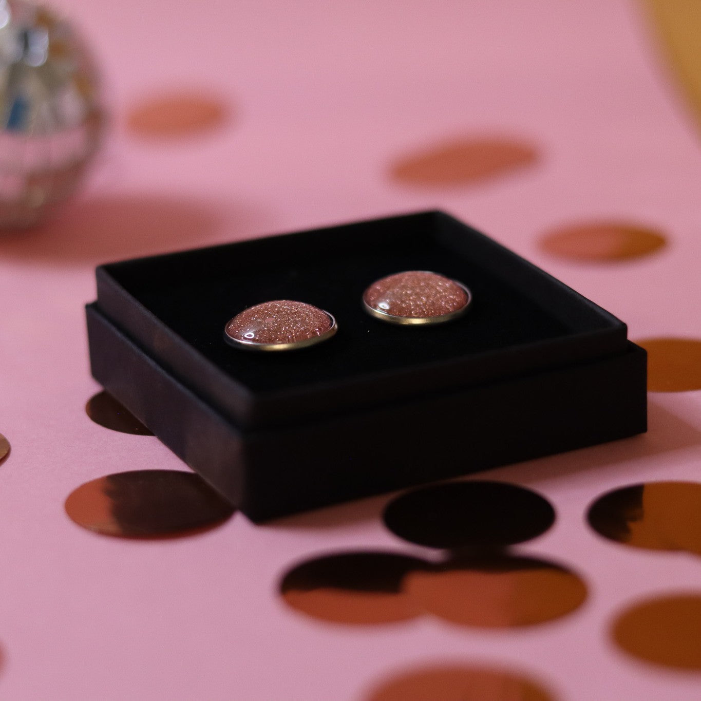 Säihke Nappikorvakorut