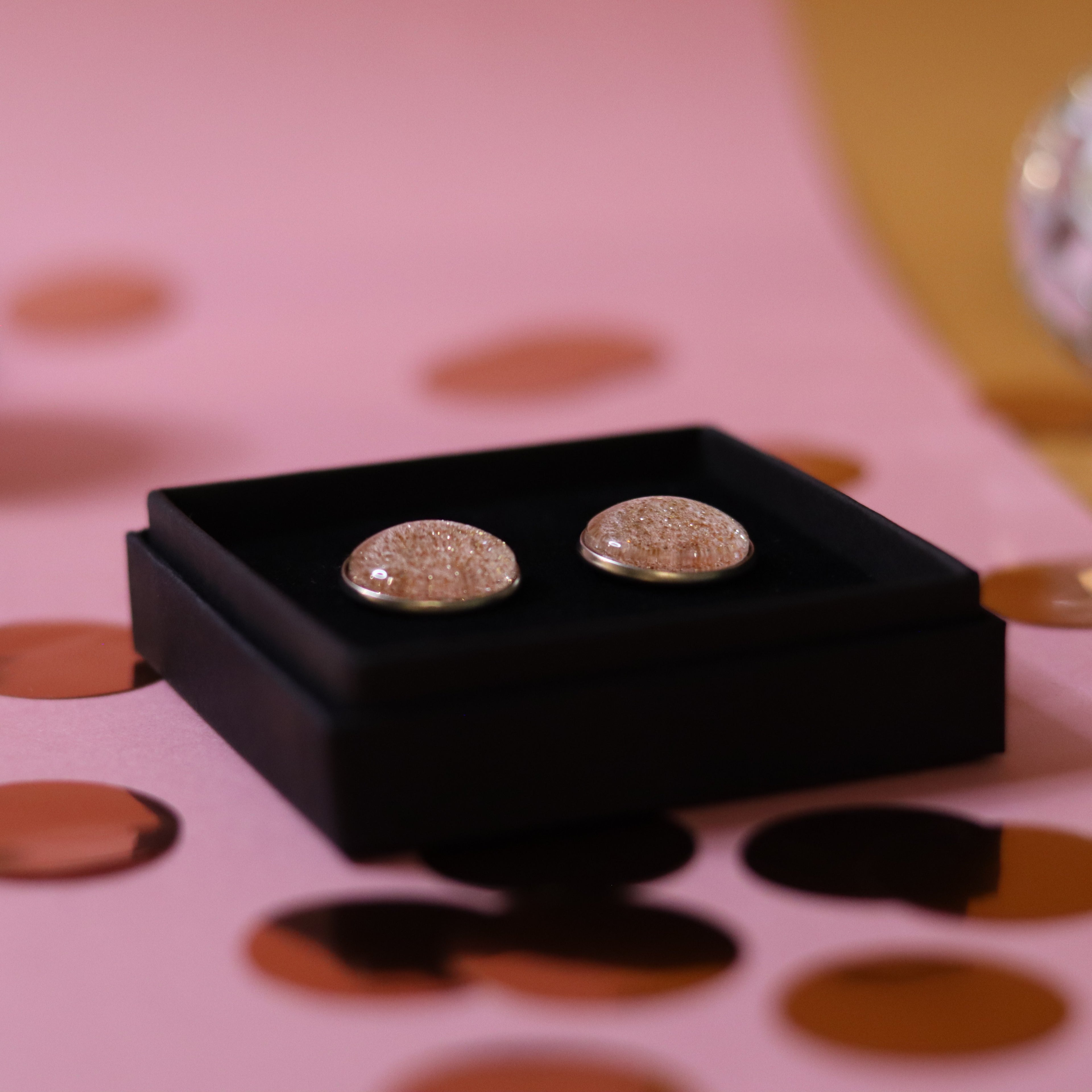 Säihke Nappikorvakorut